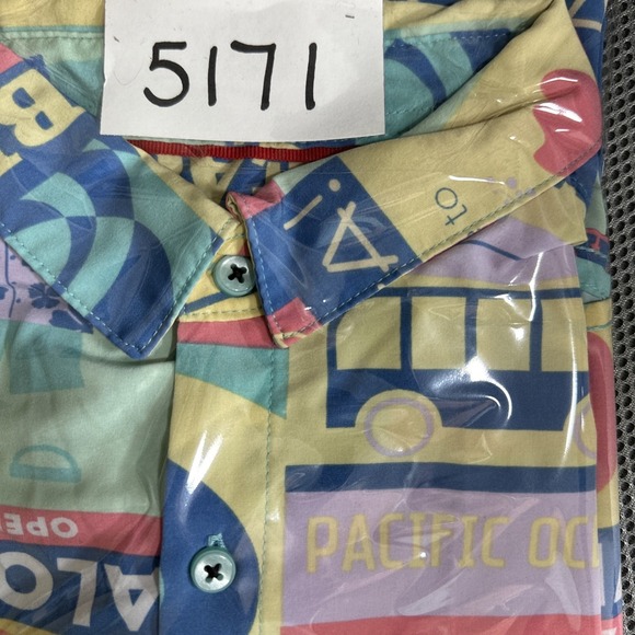 Fresh Prints Brand Hawaiian Shirt Men's Medium Colorful Aloha Tiki Bar Print - Picture 9 of 9